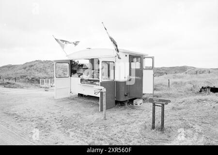 Rapport Parnassia, plage et plages, 08-08-1979, Whizgle Dutch News : images historiques sur mesure pour l'avenir. Explorez le passé néerlandais avec des perspectives modernes grâce à des images d'agences néerlandaises. Concilier les événements d'hier avec les perspectives de demain. Embarquez pour un voyage intemporel avec des histoires qui façonnent notre avenir. Banque D'Images