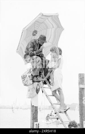Concours de Pole sitting, Whizgle Dutch News : des images historiques sur mesure pour l'avenir. Explorez le passé néerlandais avec des perspectives modernes grâce à des images d'agences néerlandaises. Concilier les événements d'hier avec les perspectives de demain. Embarquez pour un voyage intemporel avec des histoires qui façonnent notre avenir. Banque D'Images