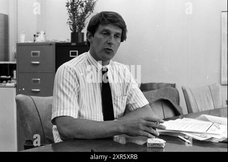 Mr Populier Unie BLHP Schiphol, Schiphol, Schiphol, 12-06-1985, Whizgle Dutch News : images historiques adaptées à l'avenir. Explorez le passé néerlandais avec des perspectives modernes grâce à des images d'agences néerlandaises. Concilier les événements d'hier avec les perspectives de demain. Embarquez pour un voyage intemporel avec des histoires qui façonnent notre avenir. Banque D'Images