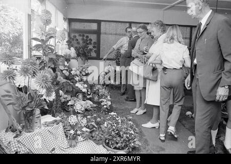 Exposition Home Garden, expositions, 11-09-1971, Whizgle Dutch News : des images historiques sur mesure pour l'avenir. Explorez le passé néerlandais avec des perspectives modernes grâce à des images d'agences néerlandaises. Concilier les événements d'hier avec les perspectives de demain. Embarquez pour un voyage intemporel avec des histoires qui façonnent notre avenir. Banque D'Images