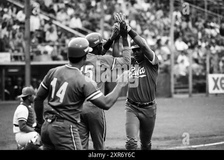 Haarlem Baseball week : Cuba vs Taiwan (Taipei), Haarlem, pays-Bas, 26-07-1990, Whizgle Dutch News : images historiques adaptées pour l'avenir. Explorez le passé néerlandais avec des perspectives modernes grâce à des images d'agences néerlandaises. Concilier les événements d'hier avec les perspectives de demain. Embarquez pour un voyage intemporel avec des histoires qui façonnent notre avenir. Banque D'Images