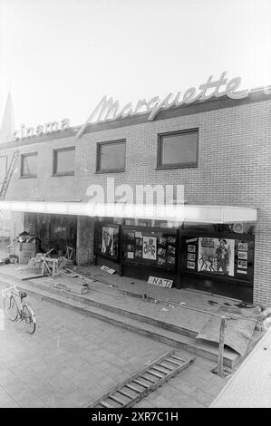 Théâtre Extra Marquette, extérieur, 12-12-1968, Whizgle Dutch News : images historiques sur mesure pour l'avenir. Explorez le passé néerlandais avec des perspectives modernes grâce à des images d'agences néerlandaises. Concilier les événements d'hier avec les perspectives de demain. Embarquez pour un voyage intemporel avec des histoires qui façonnent notre avenir. Banque D'Images