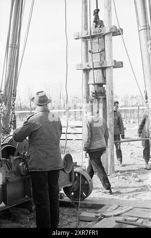 Rudolf Steiner School, First pile, modèle réduit, 01-03-1965','02-03-1965, Whizgle Dutch News : images historiques sur mesure pour l'avenir. Explorez le passé néerlandais avec des perspectives modernes grâce à des images d'agences néerlandaises. Concilier les événements d'hier avec les perspectives de demain. Embarquez pour un voyage intemporel avec des histoires qui façonnent notre avenir. Banque D'Images