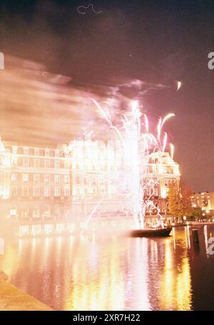 Party, Amstel Hotel, 22-09-1999, Whizgle Dutch News : images historiques sur mesure pour l'avenir. Explorez le passé néerlandais avec des perspectives modernes grâce à des images d'agences néerlandaises. Concilier les événements d'hier avec les perspectives de demain. Embarquez pour un voyage intemporel avec des histoires qui façonnent notre avenir. Banque D'Images