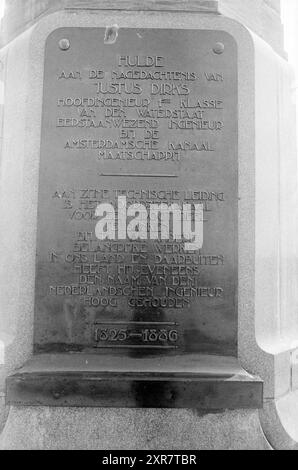 Memorial Needle IJmuiden, pierre commémorative, 11-05-1971, Whizgle Dutch News : images historiques sur mesure pour l'avenir. Explorez le passé néerlandais avec des perspectives modernes grâce à des images d'agences néerlandaises. Concilier les événements d'hier avec les perspectives de demain. Embarquez pour un voyage intemporel avec des histoires qui façonnent notre avenir. Banque D'Images