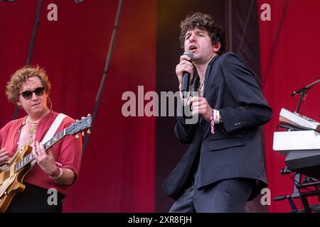 Les Kooks se produisent au Festival Cruïlla, Barcelone 12 juillet 2024. Photographe : ALE Espaliat Banque D'Images