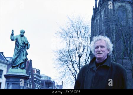 Mr. de Vries, Haarlem, pays-Bas, 22-03-1999, Whizgle Dutch News : des images historiques sur mesure pour l'avenir. Explorez le passé néerlandais avec des perspectives modernes grâce à des images d'agences néerlandaises. Concilier les événements d'hier avec les perspectives de demain. Embarquez pour un voyage intemporel avec des histoires qui façonnent notre avenir. Banque D'Images