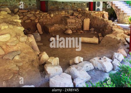 Le château d'Elbasan (albanais : Kalaja e Elbasanit) est une forteresse du XVe siècle située à Elbasan, en Albanie. Banque D'Images