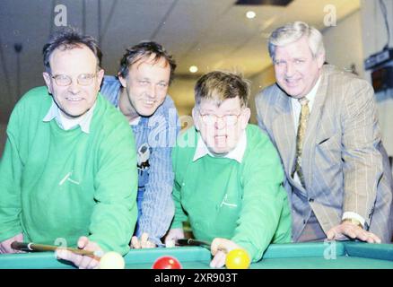 Disabled Billiards, Haarlem, pays-Bas, 01-03-1997, Whizgle Dutch News : images historiques sur mesure pour l'avenir. Explorez le passé néerlandais avec des perspectives modernes grâce à des images d'agences néerlandaises. Concilier les événements d'hier avec les perspectives de demain. Embarquez pour un voyage intemporel avec des histoires qui façonnent notre avenir. Banque D'Images