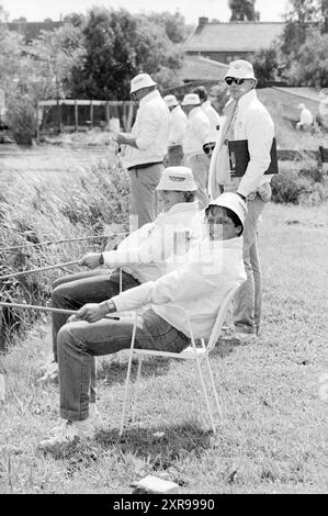 Équipe de baseball néerlandaise de pêche, Den ILP, Championnats du monde de baseball 1986, Den ILP, 24-07-1986, Whizgle Dutch News : images historiques adaptées pour l'avenir. Explorez le passé néerlandais avec des perspectives modernes grâce à des images d'agences néerlandaises. Concilier les événements d'hier avec les perspectives de demain. Embarquez pour un voyage intemporel avec des histoires qui façonnent notre avenir. Banque D'Images