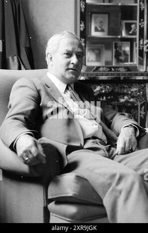Mr. Remmerts de Vries Chief public Attorney Haarlem, District court, Haarlem, pays-Bas, 15-08-1989, Whizgle Dutch News : des images historiques sur mesure pour l'avenir. Explorez le passé néerlandais avec des perspectives modernes grâce à des images d'agences néerlandaises. Concilier les événements d'hier avec les perspectives de demain. Embarquez pour un voyage intemporel avec des histoires qui façonnent notre avenir. Banque D'Images