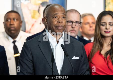 New York, États-Unis. 08 août 2024. Le maire Eric Adams fait une annonce sur la sécurité publique et la qualité de vie à la 14th Street y à New York (photo de Lev Radin/Pacific Press) crédit : Pacific Press Media production Corp./Alamy Live News Banque D'Images