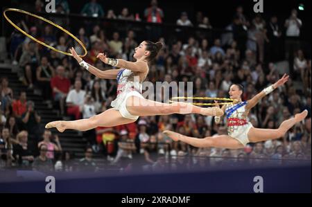 Paris, France. 9 août 2024. Les athlètes de France concourent lors de la qualification de groupe complète de gymnastique rythmique aux Jeux Olympiques de Paris 2024 à Paris, France, le 9 août 2024. Crédit : Cheng min/Xinhua/Alamy Live News Banque D'Images