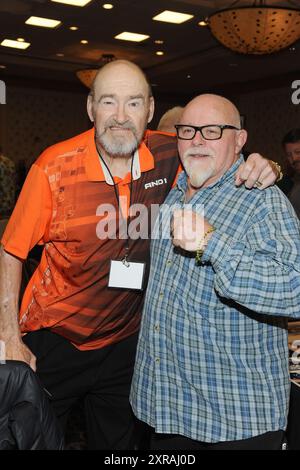 **FICHIER PHOTO** Kevin Sullivan est décédé. LAS VEGAS, NV - 1er MAI : Alexis Smirnoff et Kevin Sullivan à la 53e Convention du Cauliflower Alley Club Reunion au Gold Coast Hotel & Casino à Las Vegas, Nevada, le 1er mai 2018. Crédit : George Napolitano/MediaPunch Banque D'Images