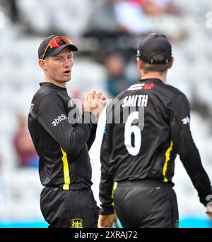 Nottingham, Royaume-Uni. 09 août 2024. PRICE et SMITH du Gloucestershire CCC célèbrent le rattrapage de Luke FLETCHER du Nottingham Outlaws et lors du match Royal London One-day Cup Group B match Nottinghamshire vs Gloucestershire à Trent Bridge, Nottingham, Royaume-Uni, le 9 août 2024 (photo par Mark Dunn/News images) à Nottingham, Royaume-Uni le 8/9/9/2024. (Photo de Mark Dunn/News images/SIPA USA) crédit : SIPA USA/Alamy Live News Banque D'Images