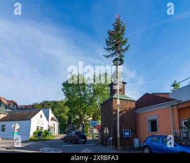 Andrä-Wördern, maison de prière dans le quartier Altenberg, mai pole à Wienerwald, bois de Vienne, Niederösterreich, basse-Autriche, Autriche Banque D'Images