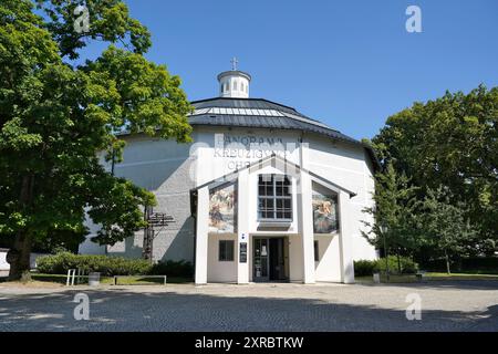 Allemagne, Bavière, haute-Bavière, Altötting, Panorama Crucifixion du Christ, Musée, extérieur Banque D'Images