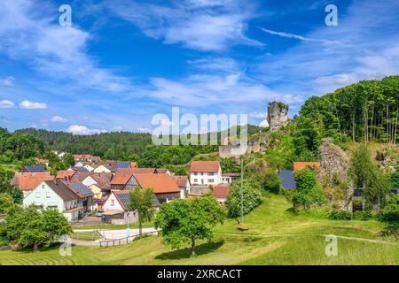 Allemagne, Bavière, Suisse franconienne, Obertrubach, Bärnfels district, ruines du château de Bärnfels Banque D'Images