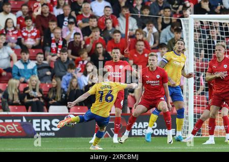 Barnsley, Royaume-Uni. 09 août 2024. Stephen Quinn Mansfield Town marque pour le faire 0-1 lors du match de la Sky Bet League 1 Barnsley vs Mansfield Town à Oakwell, Barnsley, Royaume-Uni, le 9 août 2024 (photo par Alfie Cosgrove/News images) à Barnsley, Royaume-Uni le 8/9/2024. (Photo par Alfie Cosgrove/News images/SIPA USA) crédit : SIPA USA/Alamy Live News Banque D'Images