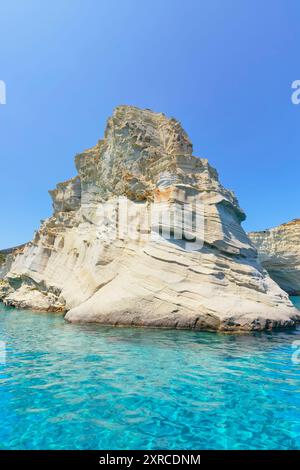 Formations rocheuses de Kleftiko, Kleftiko, île de Milos, îles Cyclades, Grèce Banque D'Images