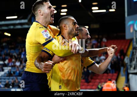 Curtis Nelson (à droite), du comté de Derby, célèbre avoir marqué le premier but de son équipe avec ses coéquipiers lors du Sky Bet Championship match à Ewood Park, Blackburn. Date de la photo : vendredi 9 août 2024. Banque D'Images