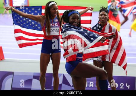 PARIS, FRANCE. 9 août 2024. Twanisha Terry de Team United States célèbre avoir remporté la médaille d'or après avoir participé à la finale du relais 4x100m féminin le quatorzième jour des Jeux Olympiques de Paris 2024 au stade de France, Paris, France. Crédit : Craig Mercer/Alamy Live News Banque D'Images