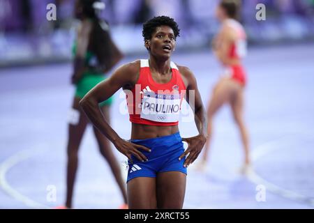 PARIS, FRANCE. 9 août 2024. Marileidy Paulino de l'équipe République Dominicaine célèbre avoir remporté la médaille d'or de la finale du 400m féminin le quatorzième jour des Jeux Olympiques de Paris 2024 au stade de France, Paris, France. Crédit : Craig Mercer/Alamy Live News Banque D'Images