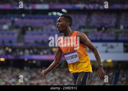 SAINT-DENIS, PA - 09.08.2024 : TRIPLE SAUT MASCULIN - Jeux Olympiques de Paris 2024 - Athlétisme - Jordan Alejandro Diaz Fortun d'Espagne en finale du triple saut masculin au stade de France le 9 août 2024 à Paris, France. (Photo : Pedro Vilela/Fotoarena)/Alamy Live News Banque D'Images