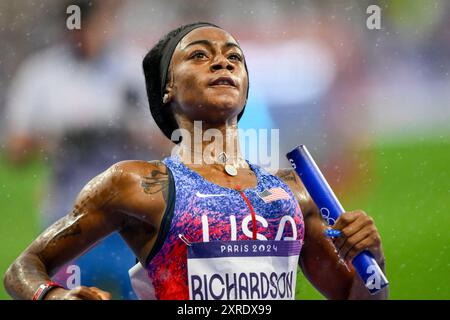 Sha'carri Richardson, des États-Unis d'Amérique, réagit après avoir participé à la finale du relais 4 x 100 m féminin lors des Jeux Olympiques de Paris 2024 au stade de France à Paris (France), le 9 août 2024. L'équipe des États-Unis s'est classée première en remportant la médaille d'or. Banque D'Images