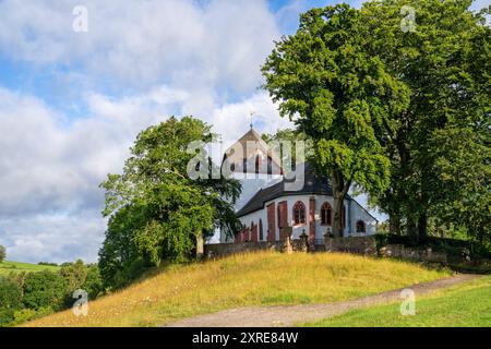 Image panoramique du paysage d'été dans l'Eifel près de Blankenheim pendant le lever du soleil, Rhénanie du Nord Westphalie, Allemagne Banque D'Images