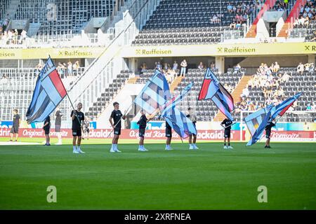 10.08.2024, Raiffeisen Arena Linz, AUT, Admiral Bundesliga, LASK Linz vs SCR Altach, im Bild Fahnenschwenker .// Admiral Bundesliga match entre LASK Linz et SCR Altach à Linz, Autriche le 2024/08/10. - 20240810 PD12267 Banque D'Images