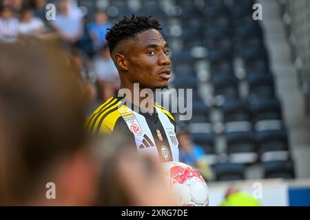 10.08.2024, Raiffeisen Arena Linz, AUT, Admiral Bundesliga, LASK Linz vs SCR Altach, im Bild Moses Usor (LASK) .// Admiral Bundesliga match entre LASK Linz et SCR Altach à Linz, Autriche le 2024/08/10. - 20240810 PD13581 Banque D'Images