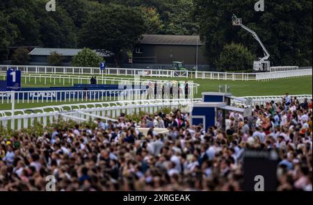 Coureurs lors du Dubai Duty Free Shergar Cup Mile à l'hippodrome d'Ascot. Date de la photo : samedi 10 août 2024. Banque D'Images