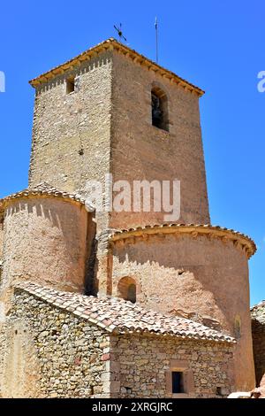 Ville de Caracena, église San Pedro (romane, XIIe siècle). Province de Soria, Castilla y Leon, Espagne. Banque D'Images