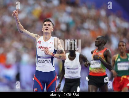 Paris, France. 10 août 2024. Jakob Ingebrigtsen, de Norvège, réagit après la finale masculine du 5000m d'athlétisme aux Jeux Olympiques de Paris 2024, à Paris, France, le 10 août 2024. Crédit : Li Ying/Xinhua/Alamy Live News Banque D'Images