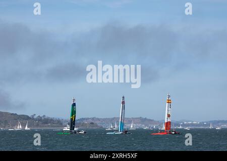 San Francisco Bay, Californie - 26 mars 2022 : Sail GP Racing 45 pieds foiling Catamarans complets dans le concours international de course de voiliers Sail GP Banque D'Images