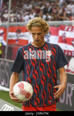 Salzbourg, Autriche. 10 août 2024. SALZBOURG, AUTRICHE - 10 AOÛT : Maurits Kjaergaard de Salzbourg s'échauffe lors du match de l'Admiral Bundesliga entre le FC Red Bull Salzburg et le FC Blau-Weiss Linz au Red Bull Arena le 10 août 2024 à Salzbourg, Autriche. 240810 SEPA 26 016 - 20240810 PD19087 crédit : APA-PictureDesk/Alamy Live News Banque D'Images