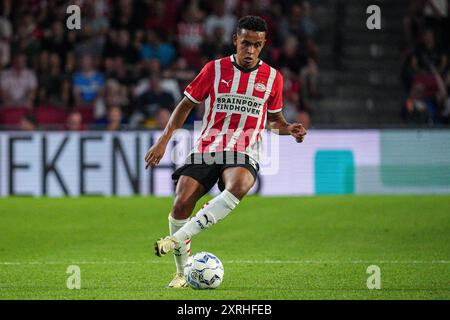 Eindhoven, pays-Bas. 10 août 2024. EINDHOVEN, PAYS-BAS - 10 AOÛT : Frederik Oppegard du PSV dribbles lors du match néerlandais Eredivisie entre le PSV et le RKC Waalwijk au Philips Stadion le 10 août 2024 à Eindhoven, pays-Bas. (Photo de Gabriel Calvino Alonso/Orange Pictures) crédit : Orange pics BV/Alamy Live News Banque D'Images