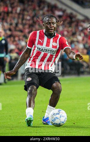 Eindhoven, pays-Bas. 10 août 2024. EINDHOVEN, PAYS-BAS - 10 AOÛT : Johan Bakayoko du PSV dribbles lors du match néerlandais Eredivisie entre le PSV et le RKC Waalwijk au Philips Stadion le 10 août 2024 à Eindhoven, pays-Bas. (Photo de Gabriel Calvino Alonso/Orange Pictures) crédit : Orange pics BV/Alamy Live News Banque D'Images