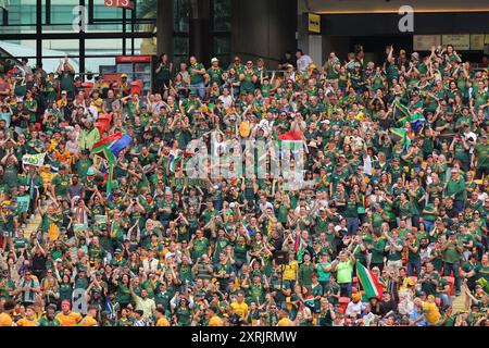 Brisbane, Australie. 10 août 2024. Brisbane, le 10 août 2024 : les fans d'Afrique du Sud sont vus dans le stade célébrer leur premier essai lors du match entre les Wallabies et les Springboks dans le championnat de rugby au Suncorp Stadium Matthew Starling (Promediapix/SPP) crédit : SPP Sport Press photo. /Alamy Live News Banque D'Images