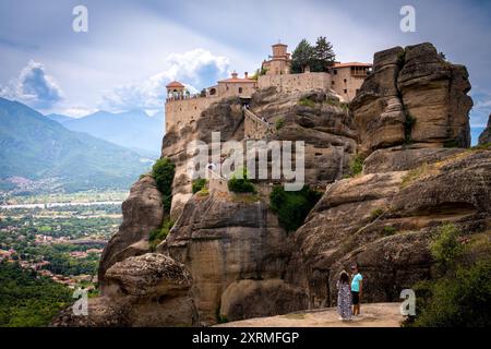 Le monastère de Varlaan dans les Météores. Grèce. Banque D'Images