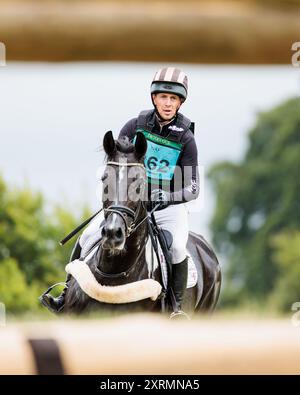 Tom Rowland de Grande-Bretagne avec Honeybrook Extra Special pendant le cross-country CCI4*S aux Five Star International Hartpury Horse Trials le 10 août 2024, Hartpury, Royaume-Uni (photo par Maxime David - MXIMD Pictures) Banque D'Images