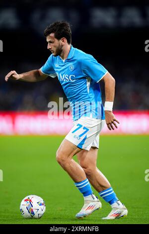 Naples, Italie. 10 août 2024. Khvicha Kvaratskhelia de la SSC Napoli lors du match de la Coppa Italia Frecciarossa entre la SSC Napoli et Modena FC au Stadio Diego Armando Maradona le 10 août 2024 à Naples, Italie crédit : Giuseppe Maffia/Alamy Live News Banque D'Images