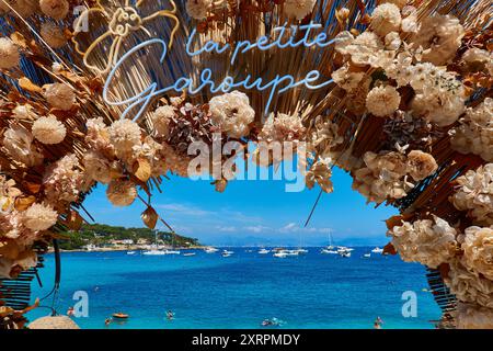 Plage de la Garoupe, Cap d'Antibes, Côte d'Azur, France Banque D'Images