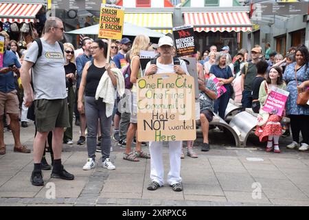 Démo anti-raciste Norwich 10 août 2024 Royaume-Uni Banque D'Images