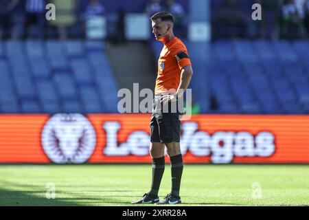 Sheffield, Royaume-Uni. 11 août 2024. Arbitre Lewis Smith lors du match du Sky Bet Championship Sheffield Wednesday vs Plymouth Argyle à Hillsborough, Sheffield, Royaume-Uni, le 11 août 2024 (photo par Mark Cosgrove/News images) à Sheffield, Royaume-Uni le 8/11/2024. (Photo de Mark Cosgrove/News images/SIPA USA) crédit : SIPA USA/Alamy Live News Banque D'Images