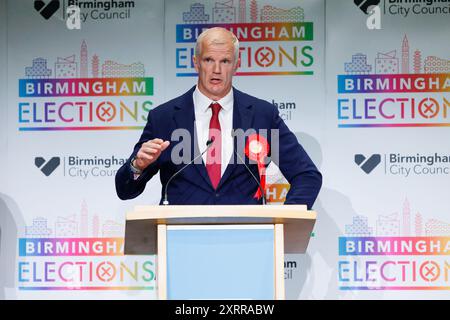 Alistair (Al) Carns, député travailliste remportant le siège de Birmingham Selly Oak aux élections générales de 2024. Ancien Royal Marine, il a servi dans la guerre d'Afghanistan et a été mentionné dans des dépêches 'en reconnaissance de courageux et distingués services en Afghanistan au cours de la période du 1er octobre 2006 au 31 mars 2007. Banque D'Images