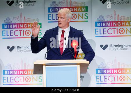 Alistair (Al) Carns, député travailliste remportant le siège de Birmingham Selly Oak aux élections générales de 2024. Ancien Royal Marine, il a servi dans la guerre d'Afghanistan et a été mentionné dans des dépêches 'en reconnaissance de courageux et distingués services en Afghanistan au cours de la période du 1er octobre 2006 au 31 mars 2007. Banque D'Images