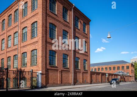 Le bâtiment Pronova, anciennement Gryts textile Mill, sur la rue Sankt Persgatan dans le paysage industriel historique de Norrköping, Suède Banque D'Images