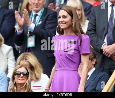 Catherine, Princesse de Galles dans la Royal Box aux Championnats de Wimbledon 2024, Londres, Angleterre. Banque D'Images